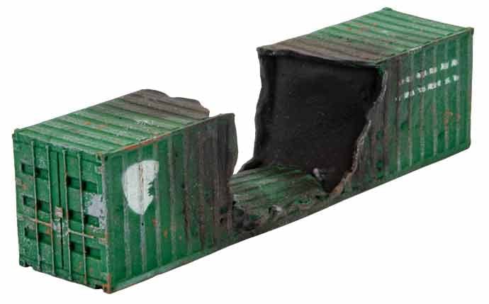 Battlefield in a Box: Damaged 40ft Containers - Image 5